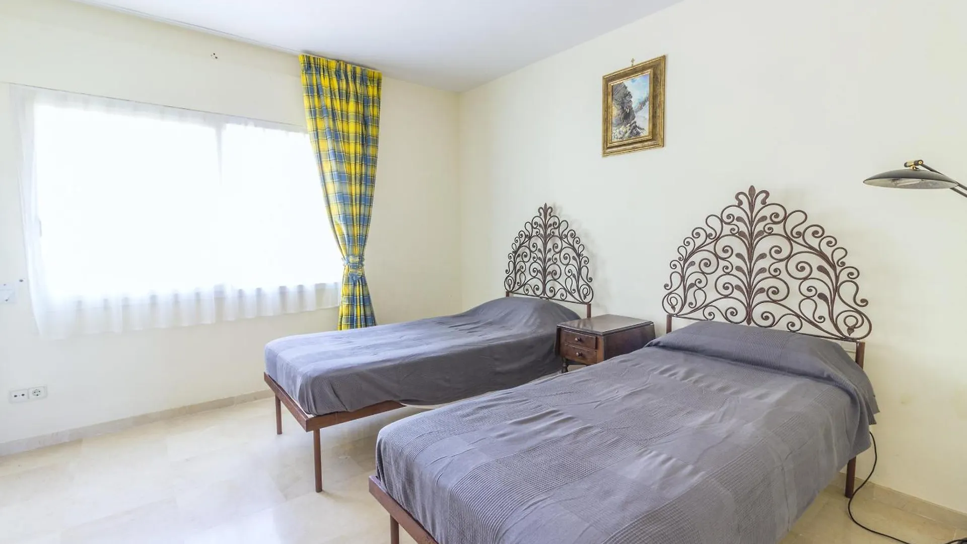 Lägenhet Cubo'S Apartamento Boutique Elviria Hills Marbella