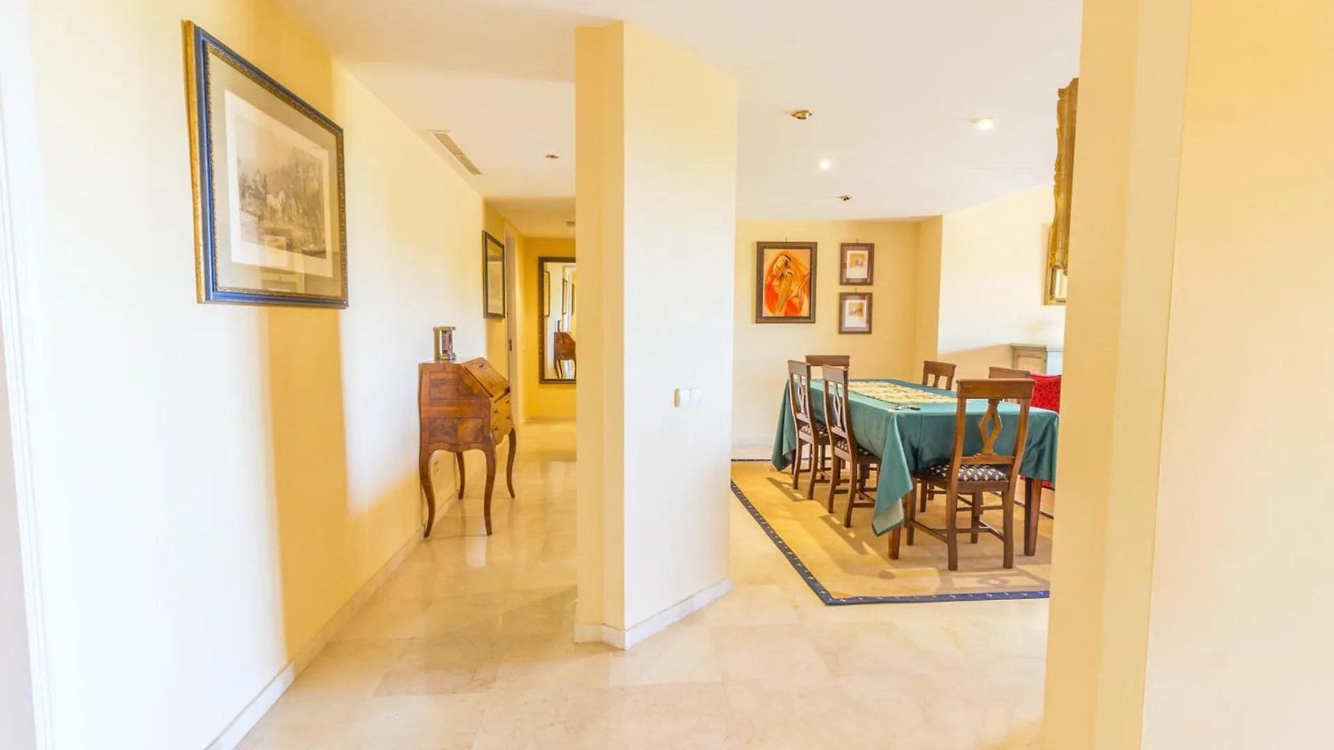Cubo'S Apartamento Boutique Elviria Hills Marbella Apartment