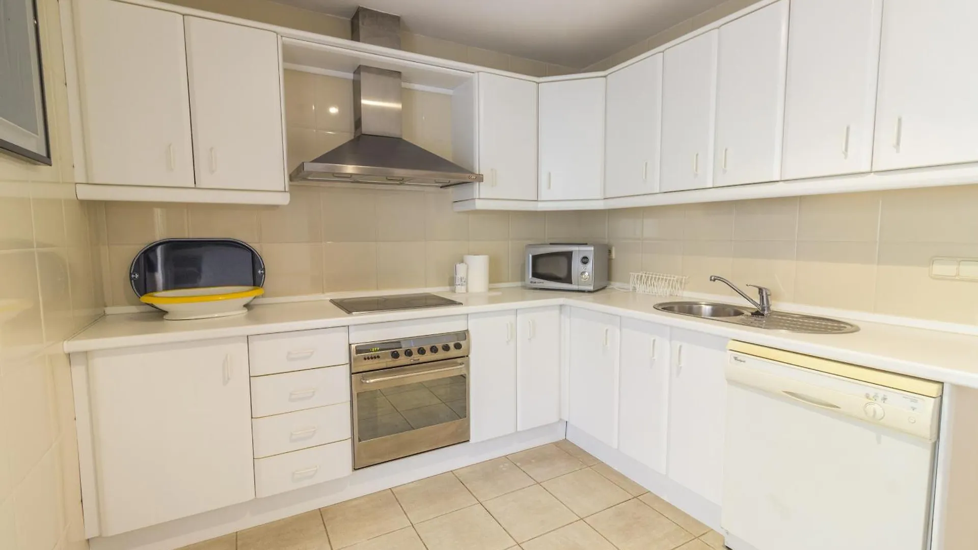 Cubo'S Apartamento Boutique Elviria Hills Marbella 0*,  Spain