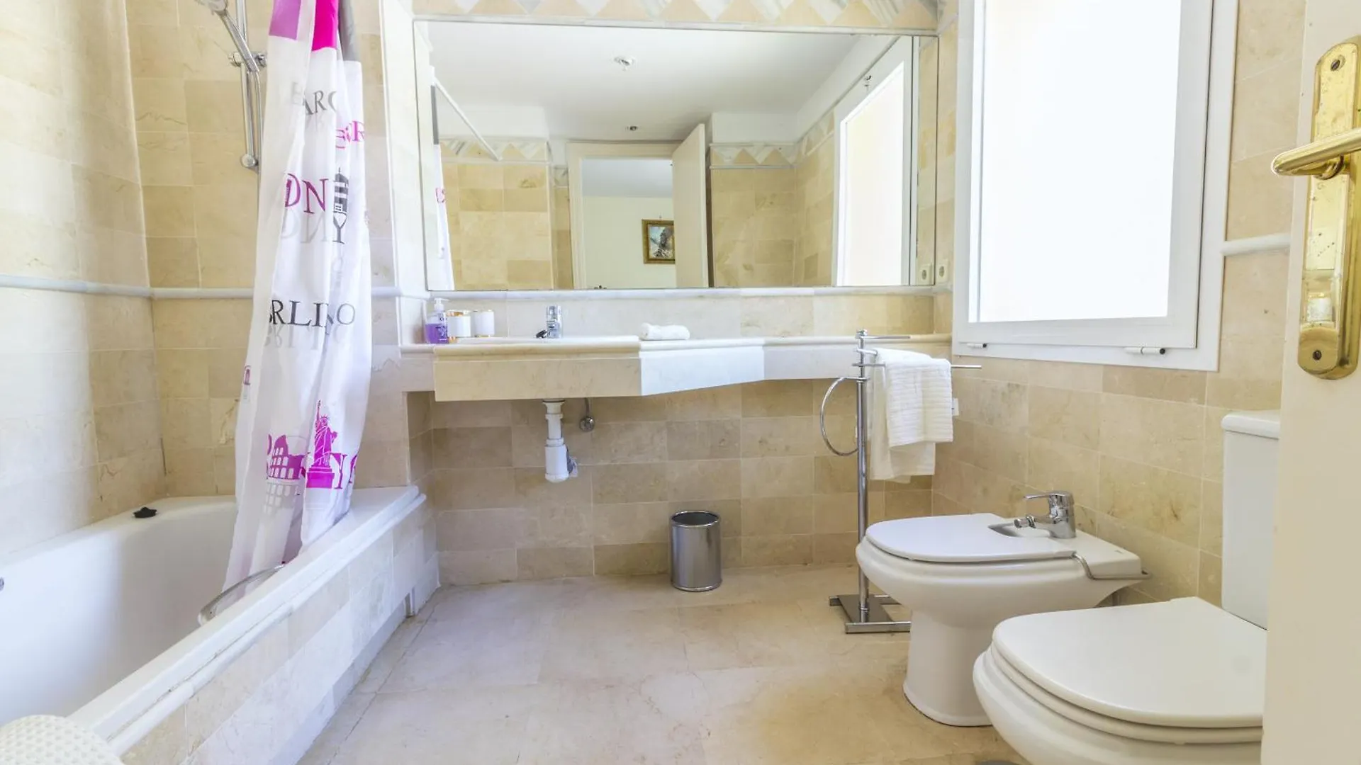 Cubo'S Apartamento Boutique Elviria Hills Marbella 0*,